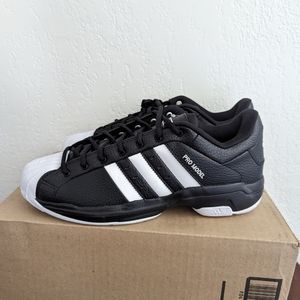 Adidas Men’s Pro Model 2G Low Basketball Black White FX4980 Size 9.5 NEW